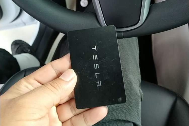 Used Tesla Model Y 2024 Rear-Wheel-Drive Version Vehicle Key
