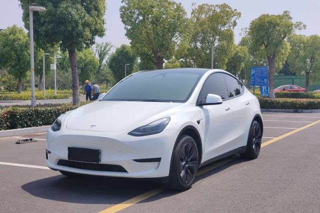 Used Tesla Model Y 2024 Rear-Wheel-Drive Version
