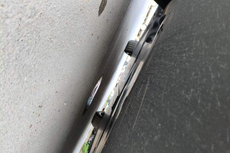 Used Tesla Model Y 2024 Rear-Wheel-Drive Version Chassis Front