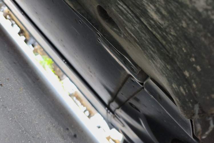 Used Tesla Model Y 2024 Rear-Wheel-Drive Version Chassis Rear Left