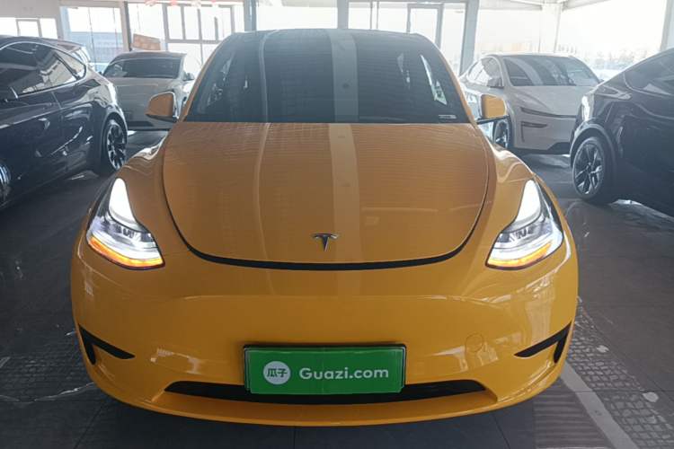 Used Tesla Model Y 2024 Rear-Wheel-Drive Version Front