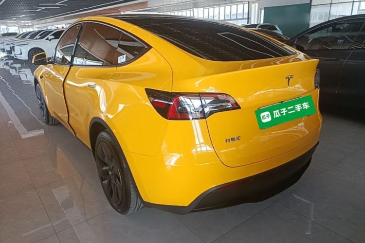 Used Tesla Model Y 2024 Rear-Wheel-Drive Version Rear Left 45 Deg