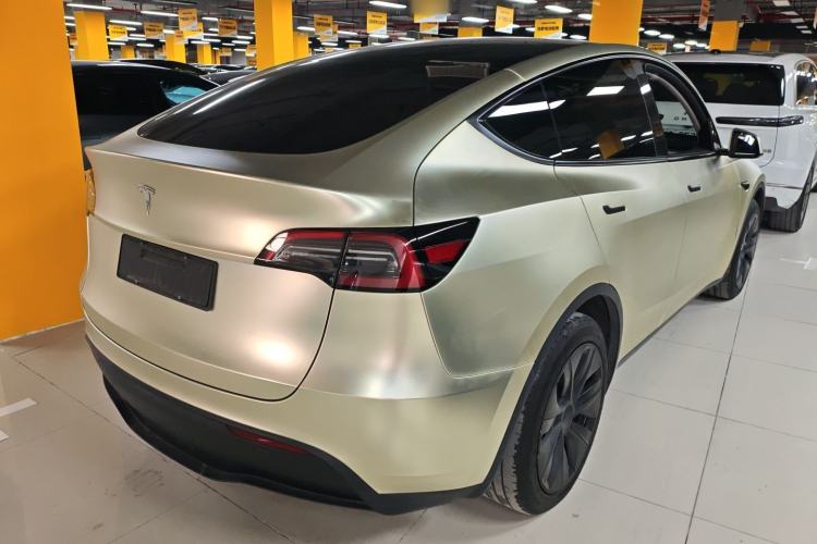 Used Tesla Model Y 2024 Rear-Wheel-Drive Version Rear Right 45 Deg
