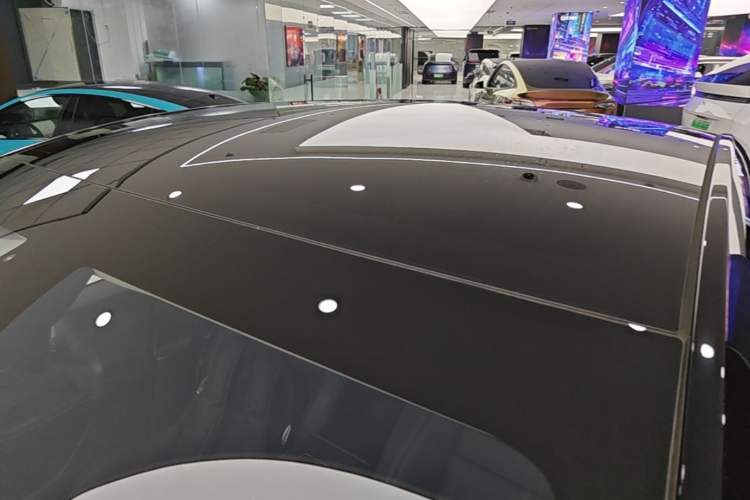 Used Tesla Model Y 2024 Rear-Wheel-Drive Version Roof