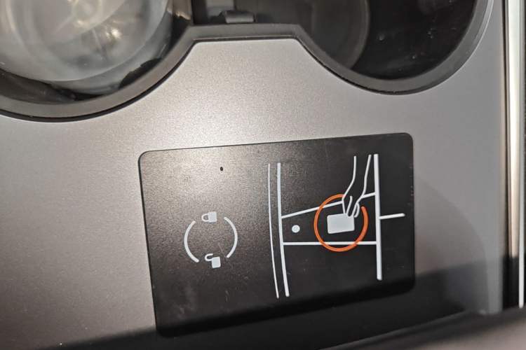 Used Tesla Model Y 2024 Rear-Wheel-Drive Version Vehicle Key