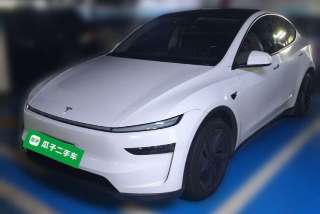 Used Tesla Model Y 2025 Rear-Wheel-Drive Version
