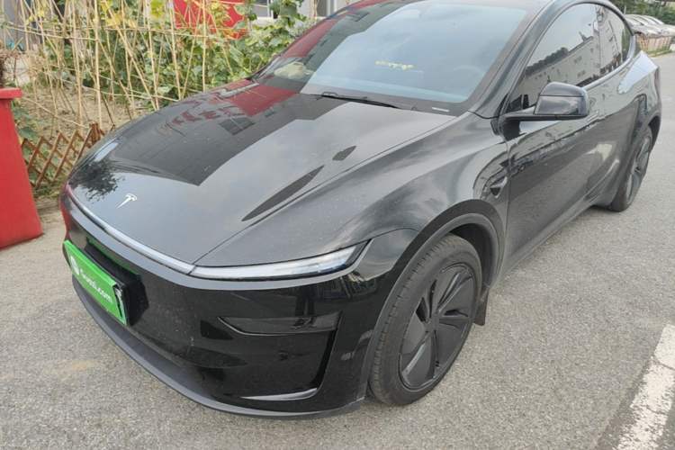 Used Tesla Model Y 2025 Rear-Wheel-Drive Version Guazi used car, China used car export, Used car for sale, Used cars, Cheapest cars for sale