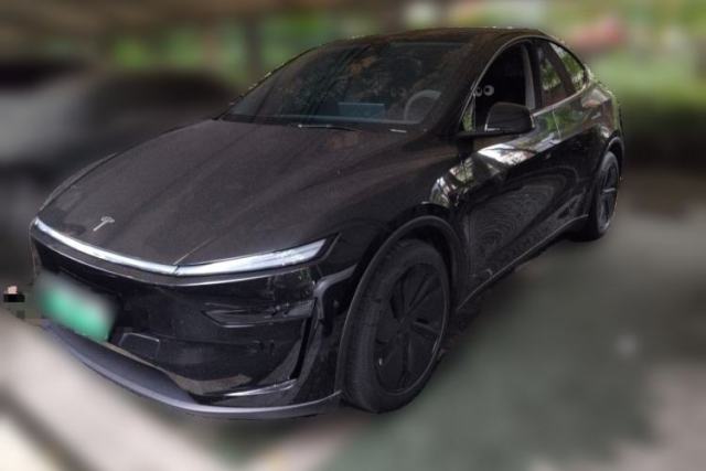 Used Tesla Model Y 2025 Updated Version Long-Range All-Wheel Drive