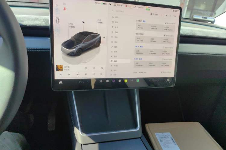 Used Tesla Model Y 2025 Long-Range All-Wheel Drive First Edition Audio And AC Panel