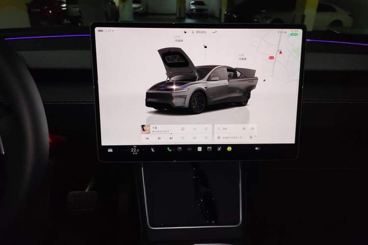 Used Tesla Model Y 2025 Rear-Wheel-Drive Version Audio And AC Panel