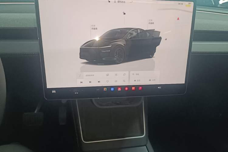 Used Tesla Model Y 2025 Rear-Wheel-Drive Version Audio And AC Panel