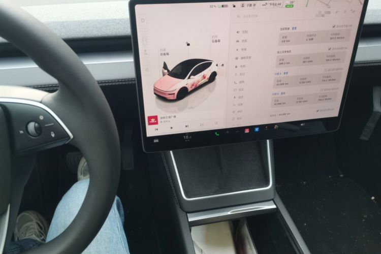 Used Tesla Model Y 2025 Rear-Wheel-Drive Version Audio And AC Panel