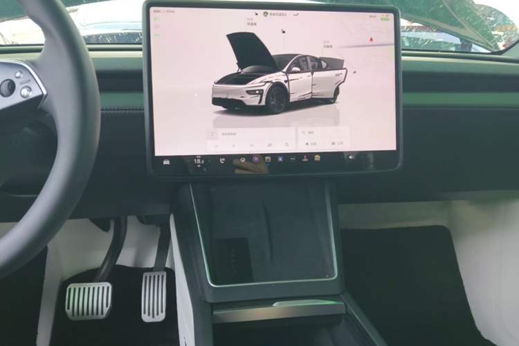 Used Tesla Model Y 2025 Rear-Wheel-Drive Version Audio And AC Panel
