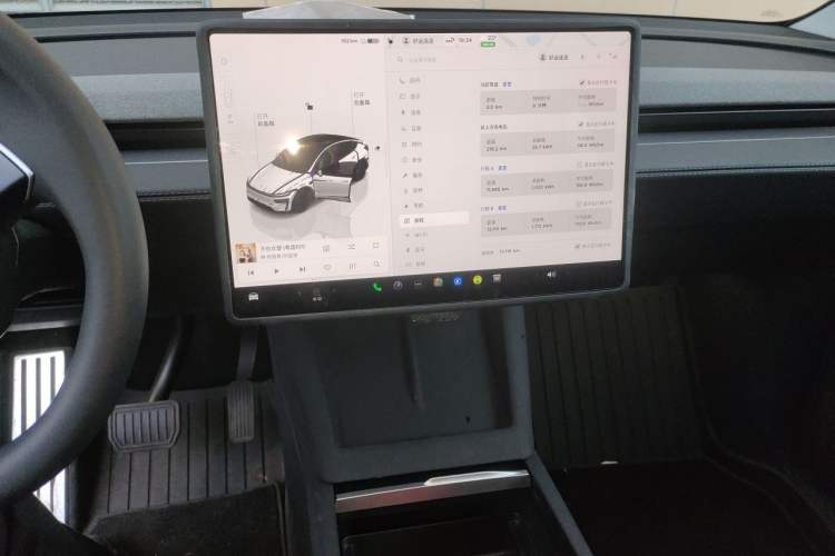 Used Tesla Model Y 2025 Rear-Wheel-Drive Version Audio And AC Panel