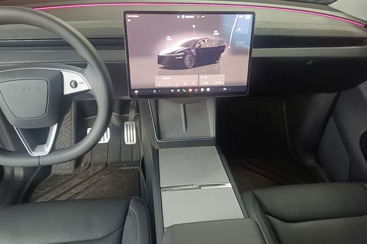 Used Tesla Model Y 2025 Rear-Wheel-Drive Version Audio And AC Panel