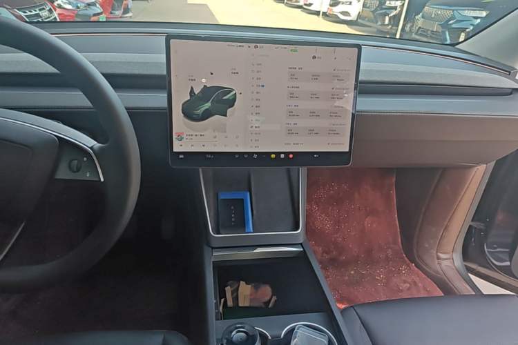 Used Tesla Model Y 2025 Rear-Wheel-Drive Version Audio And AC Panel