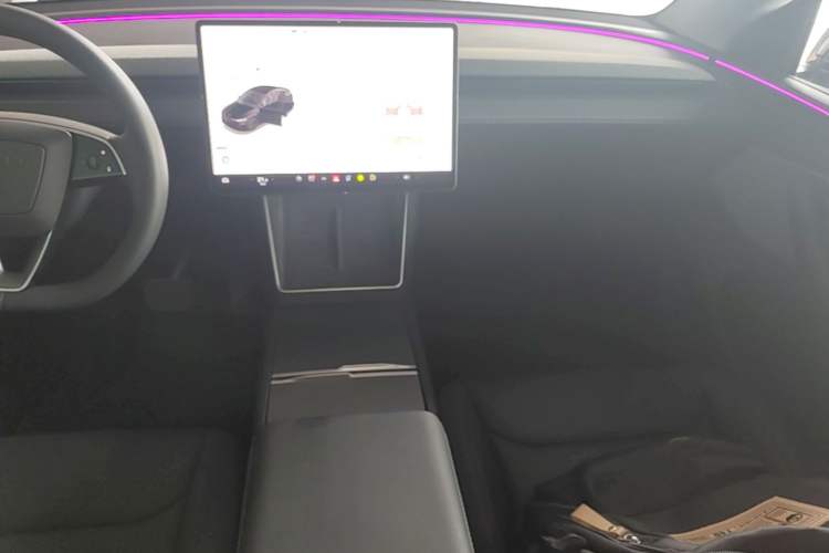 Used Tesla Model Y 2025 Rear-Wheel-Drive Version Audio And AC Panel