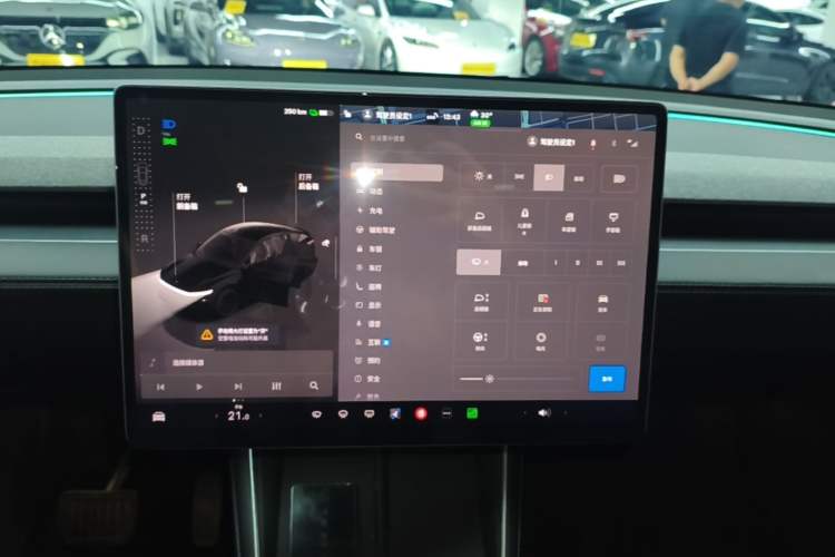 Used Tesla Model Y 2025 Rear-Wheel-Drive Version Audio And AC Panel