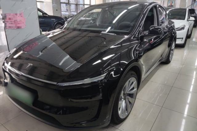 Used Tesla Model Y 2025 Rear-Wheel-Drive Version