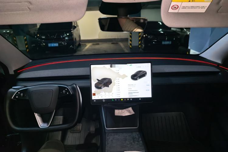 Used Tesla Model Y 2025 Updated Version Long-Range All-Wheel Drive Center Console