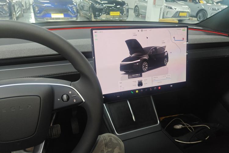Used Tesla Model Y 2025 Updated Version Long-Range All-Wheel Drive Center Console