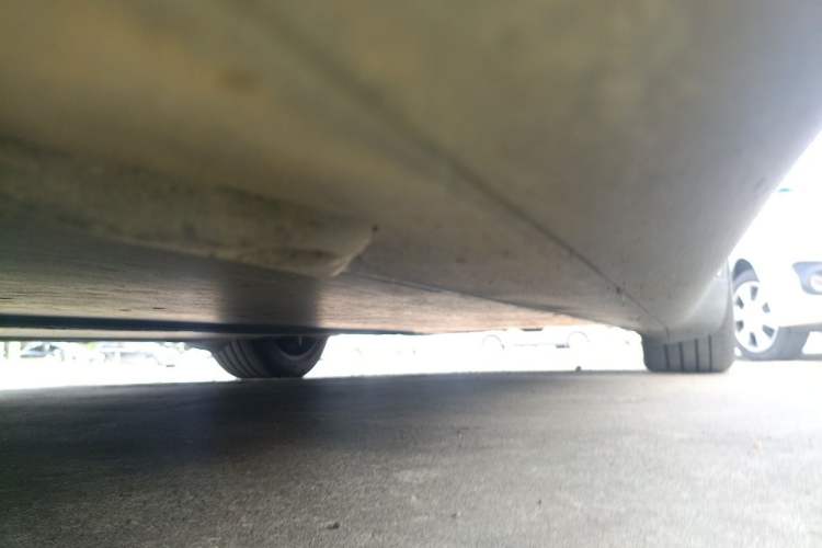 Used Tesla Model Y 2025 Rear-Wheel-Drive Version Chassis Front Left