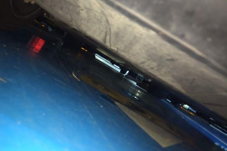 Used Tesla Model Y 2025 Rear-Wheel-Drive Version Chassis Front Right