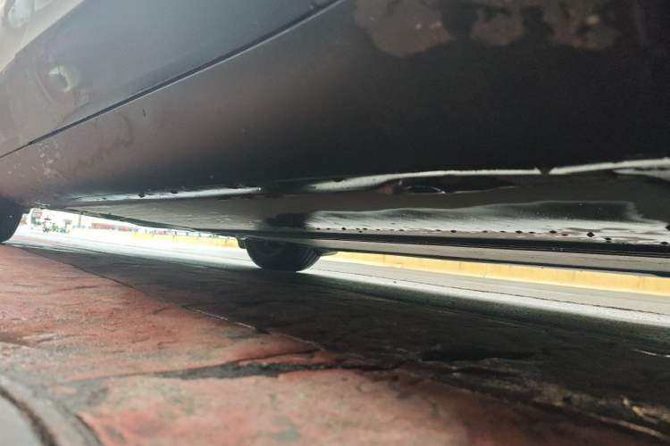 Used Tesla Model Y 2025 Rear-Wheel-Drive Version Chassis Front Right