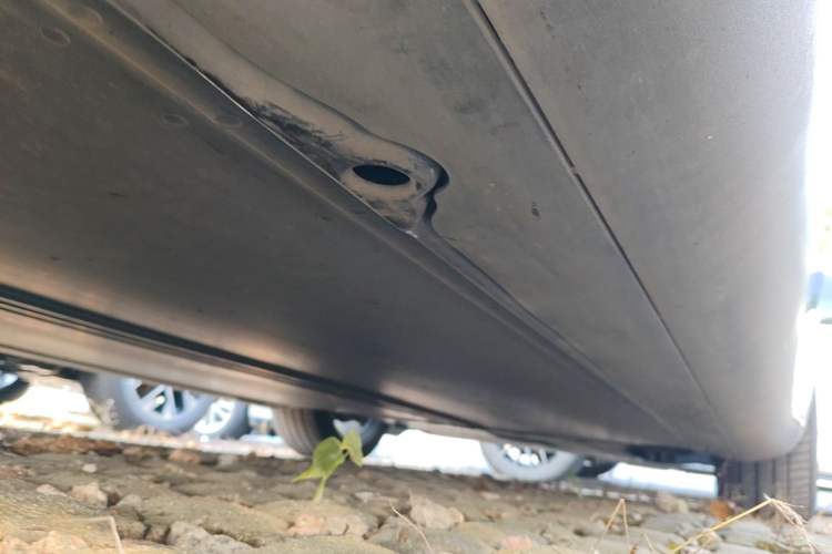 Used Tesla Model Y 2025 Long-Range All-Wheel Drive First Edition Chassis Rear Right