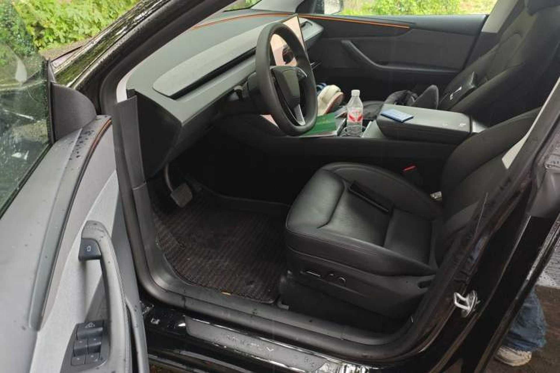 Used Tesla Model Y 2025 Rear-Wheel-Drive Version Driver Seat