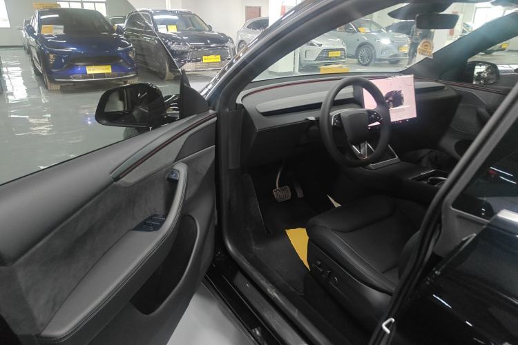 Used Tesla Model Y 2025 Updated Version Long-Range All-Wheel Drive Driver Seat