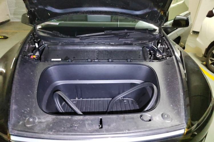 Used Tesla Model Y 2025 Rear-Wheel-Drive Version Engine Bay