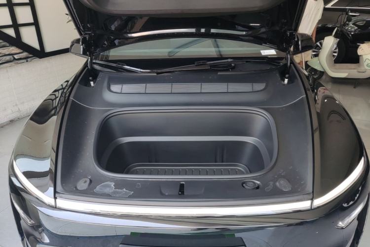 Used Tesla Model Y 2025 Rear-Wheel-Drive Version Engine Bay