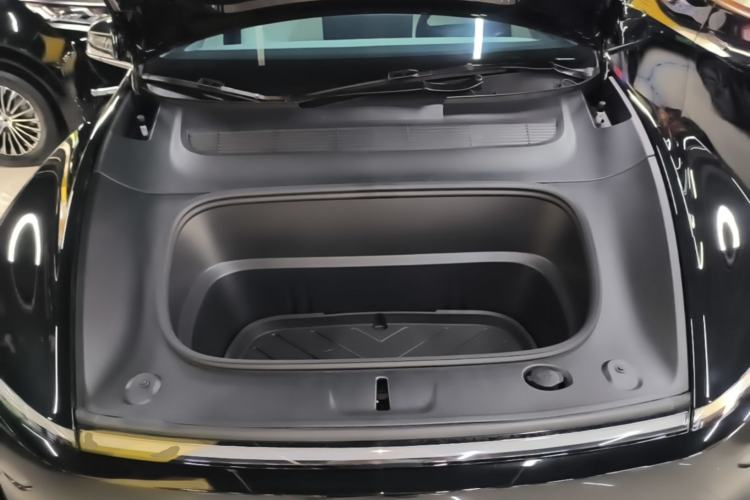 Used Tesla Model Y 2025 Updated Version Long-Range All-Wheel Drive Engine Bay