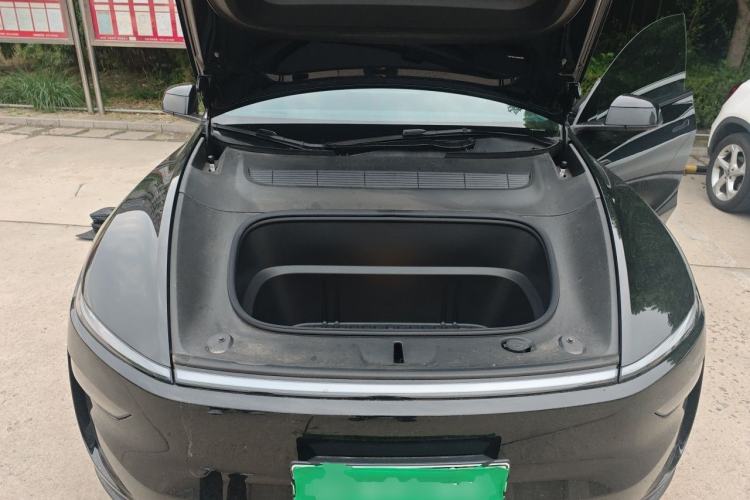 Used Tesla Model Y 2025 Rear-Wheel-Drive Version Engine Bay