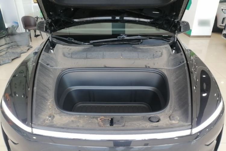 Used Tesla Model Y 2025 Rear-Wheel-Drive Version Engine Bay