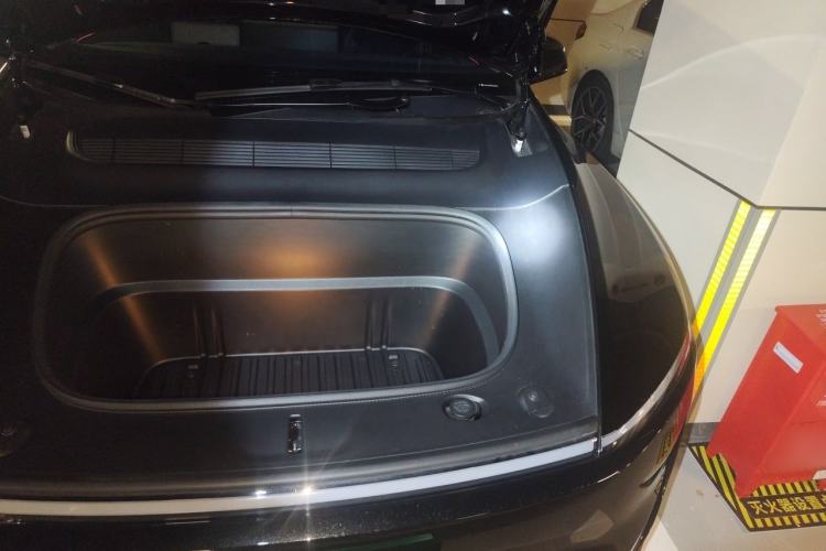 Used Tesla Model Y 2025 Long-Range All-Wheel-Drive Version Engine Bay Left
