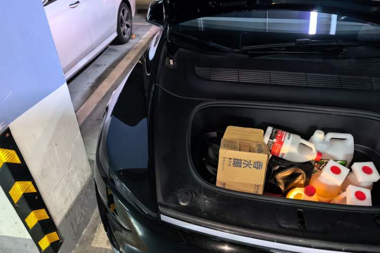 Used Tesla Model Y 2025 Updated Version Long-Range All-Wheel Drive Engine Bay Right