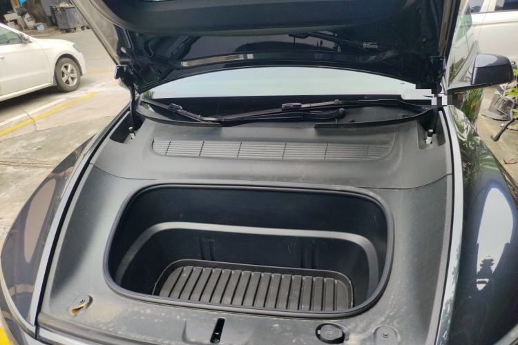 Used Tesla Model Y 2025 Long-Range All-Wheel-Drive Version Engine Bay