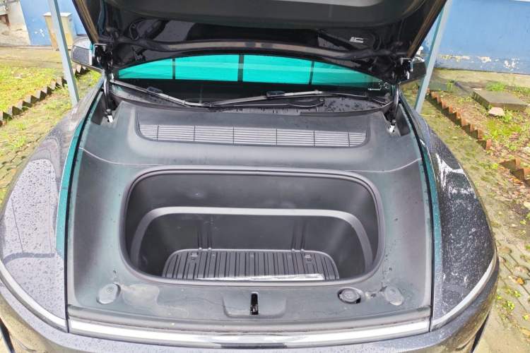 Used Tesla Model Y 2025 Long-Range All-Wheel Drive First Edition Engine Bay