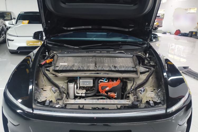 Used Tesla Model Y 2025 Rear-Wheel-Drive Version Engine Bay