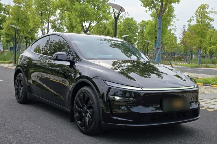 Used Tesla Model Y 2025 Rear-Wheel-Drive Version Exterior 1
