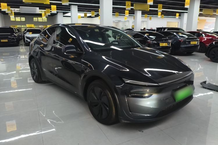 Used Tesla Model Y 2025 Rear-Wheel Drive First Edition Exterior 1