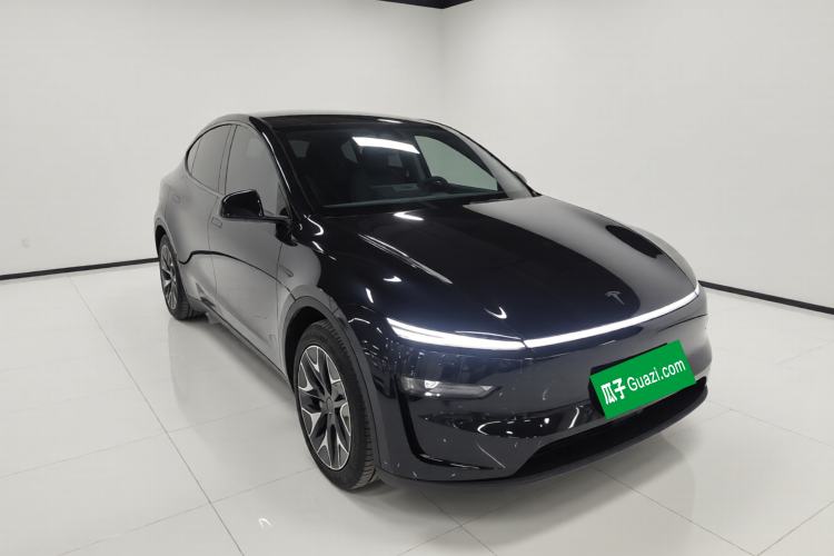 Used Tesla Model Y 2025 Updated Version Long-Range All-Wheel Drive Exterior 1