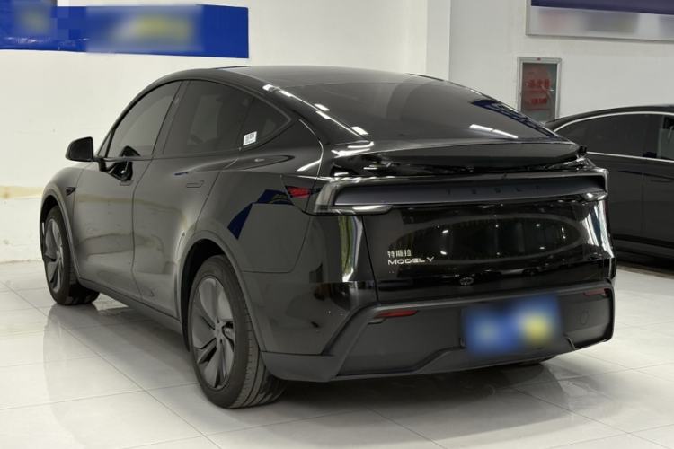 Used Tesla Model Y 2025 Rear-Wheel-Drive Version Exterior 3