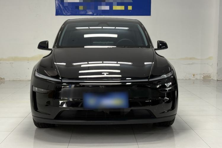 Used Tesla Model Y 2025 Rear-Wheel-Drive Version Exterior 5