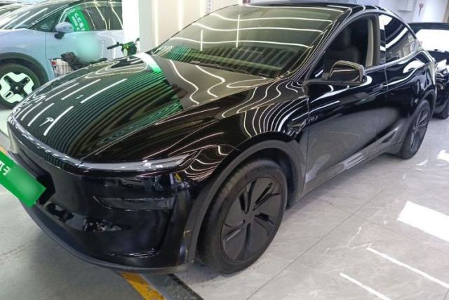 Used Tesla Model Y 2025 Rear-Wheel-Drive Version