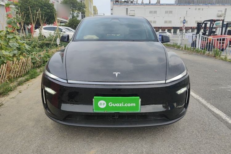 Used Tesla Model Y 2025 Rear-Wheel-Drive Version Front