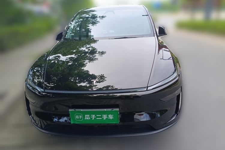 Used Tesla Model Y 2025 Updated Version Long-Range All-Wheel Drive Front