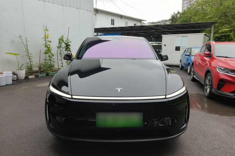 Used Tesla Model Y 2025 Long-Range All-Wheel-Drive Version Front